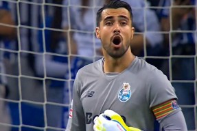 华体会体育-曼联鏖战巴黎，迪马利亚状态火热的简单介绍