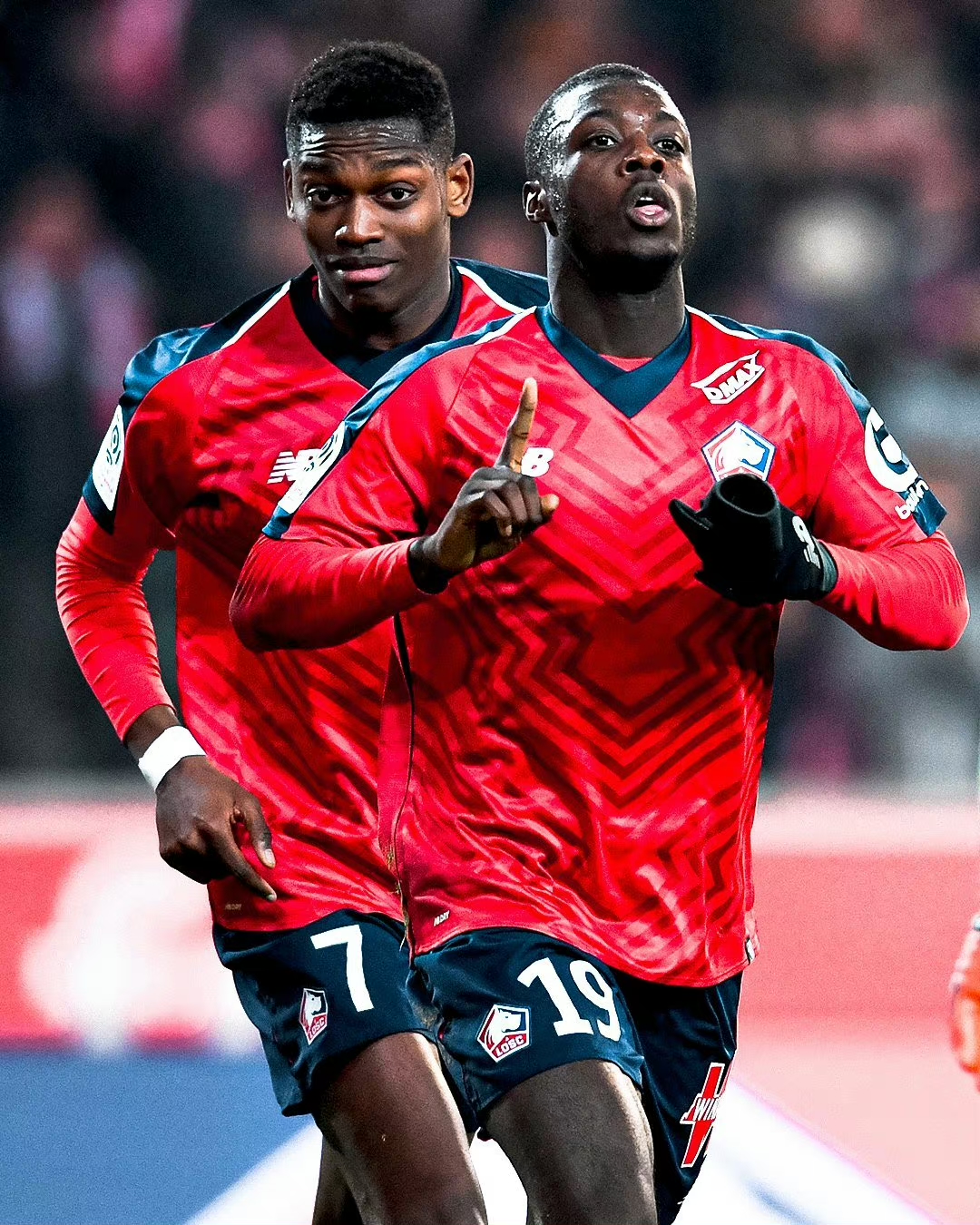 华体会官网-关于里昂力克多特蒙德，莱万梅开二度亚洲杯的信息  第2张