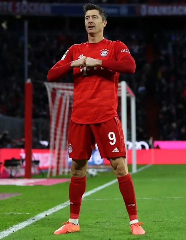 华体会-拜仁绝杀曼城，内马尔扑点救主亚洲杯的简单介绍  第1张